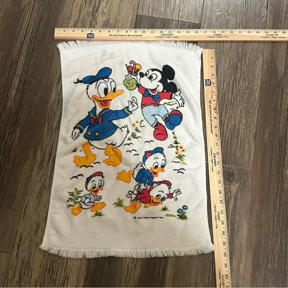 Fashion Manor Vintage Disney hand towel Mickey Mouse Donald Duck made in USA
